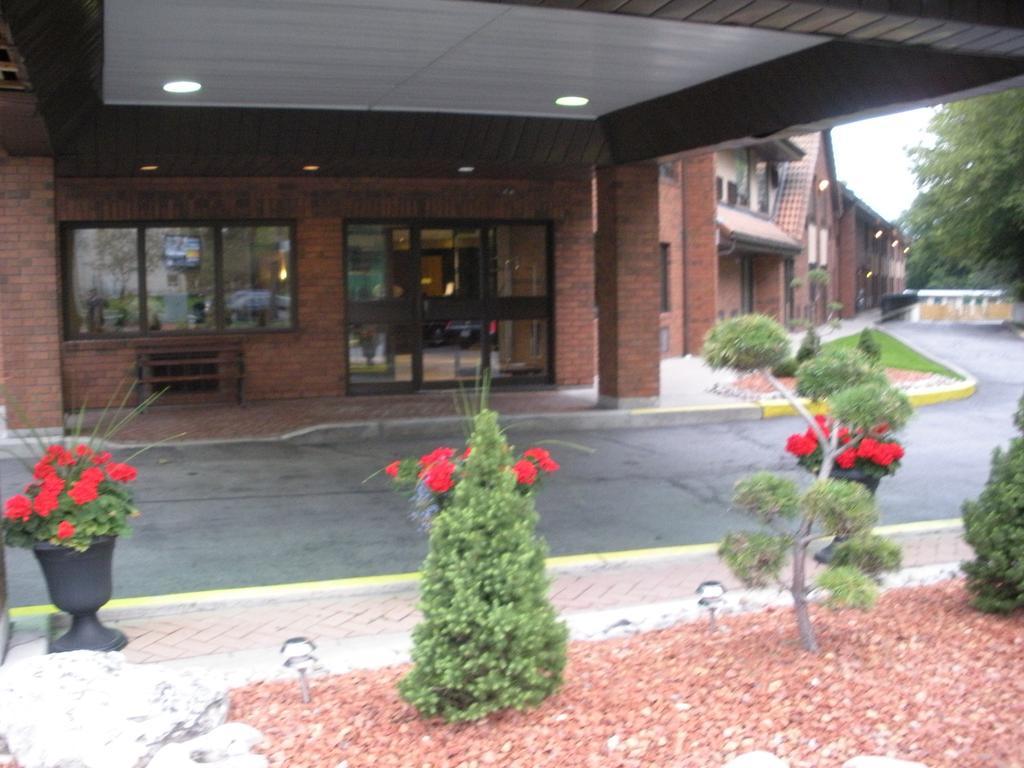 Comfort Inn East Scarborough Toronto Eksteriør billede